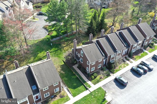 274 FOX RUN, Exton, PA 19341