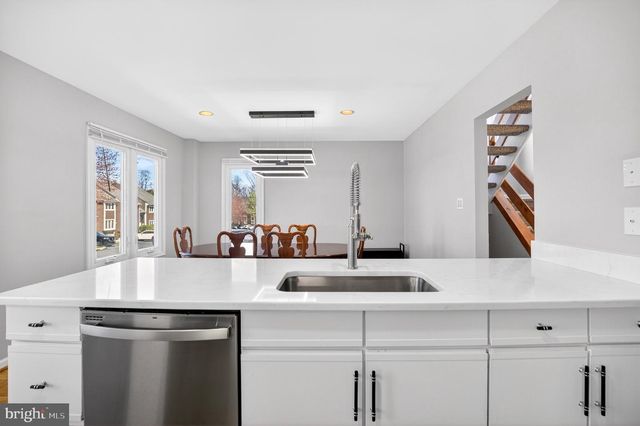 274 FOX RUN, Exton, PA 19341