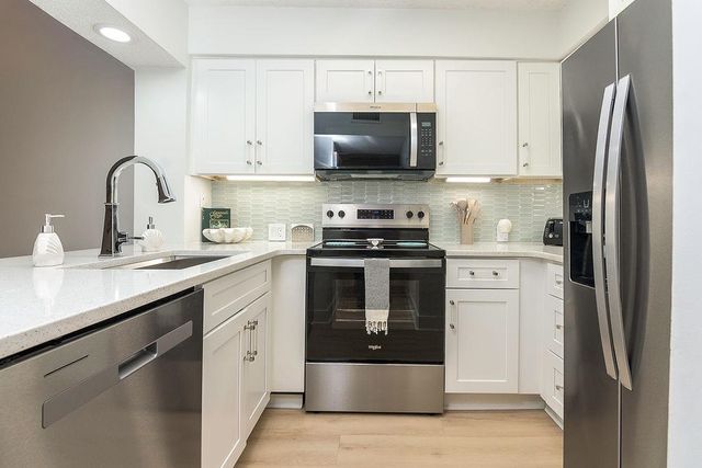 180 Rothbury Cir Apt 206, Myrtle Beach, SC 29572