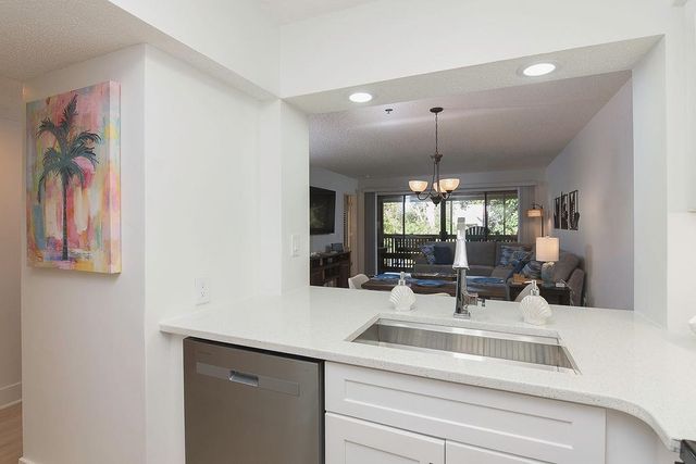 180 Rothbury Cir Apt 206, Myrtle Beach, SC 29572