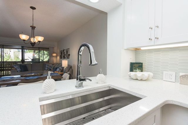 180 Rothbury Cir Apt 206, Myrtle Beach, SC 29572