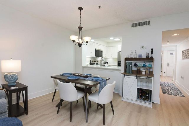 180 Rothbury Cir Apt 206, Myrtle Beach, SC 29572