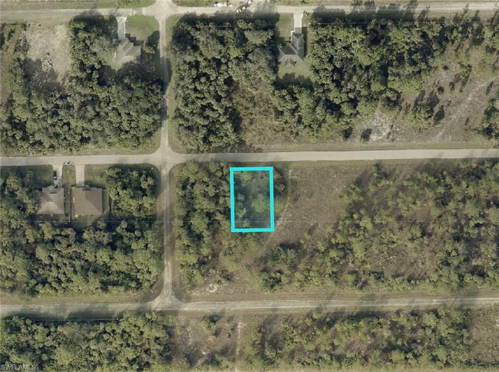 1234 Hilliard ST E, Lehigh Acres, FL 33974