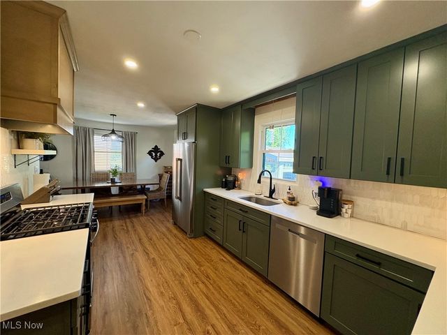 209 Dennis Lane, St Clairsville, OH 43950