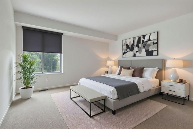 2181 Quail Run Drive 20, Kalamazoo, MI 49009