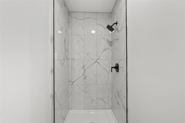 2181 Quail Run Drive 20, Kalamazoo, MI 49009