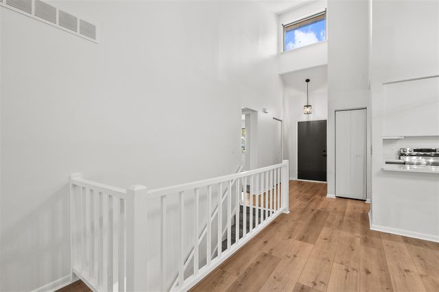 2181 Quail Run Drive 20, Kalamazoo, MI 49009