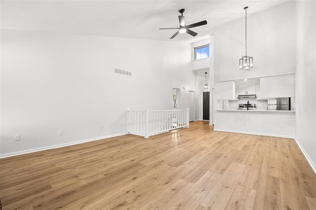 2181 Quail Run Drive 20, Kalamazoo, MI 49009