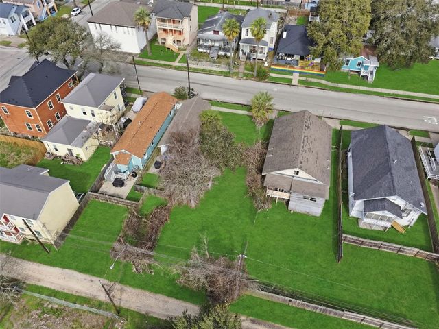 2815 Avenue K, Galveston, TX 77550