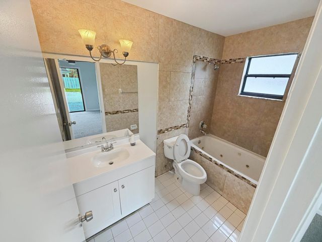 2305 SW Fern Circle, Port St. Lucie, Port St Lucie, FL 34953