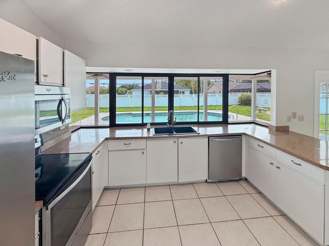 2305 SW Fern Circle, Port St. Lucie, Port St Lucie, FL 34953