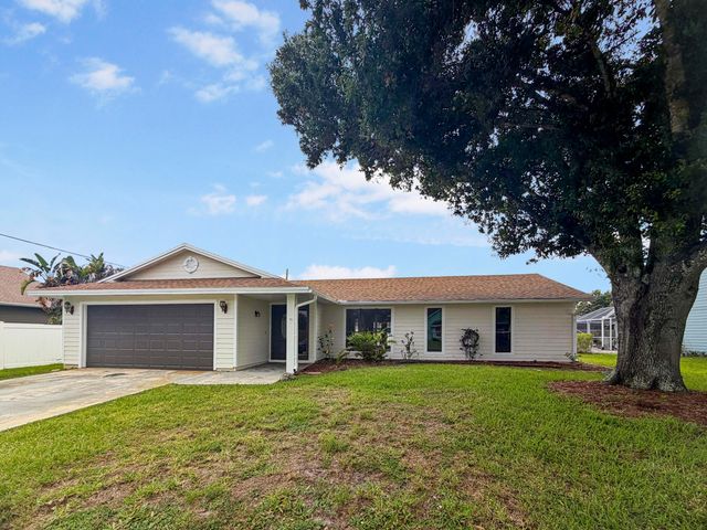 2305 SW Fern Circle, Port St. Lucie, Port St Lucie, FL 34953