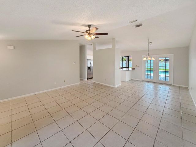 2305 SW Fern Circle, Port St. Lucie, Port St Lucie, FL 34953