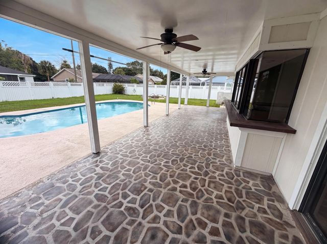 2305 SW Fern Circle, Port St. Lucie, Port St Lucie, FL 34953