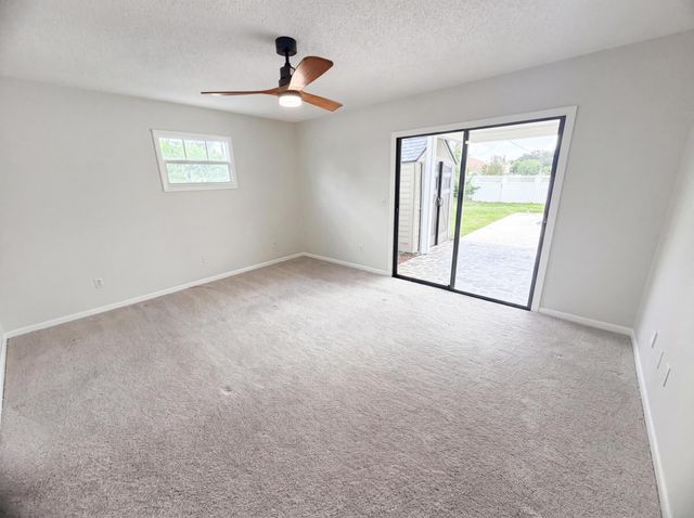 2305 SW Fern Circle, Port St. Lucie, Port St Lucie, FL 34953