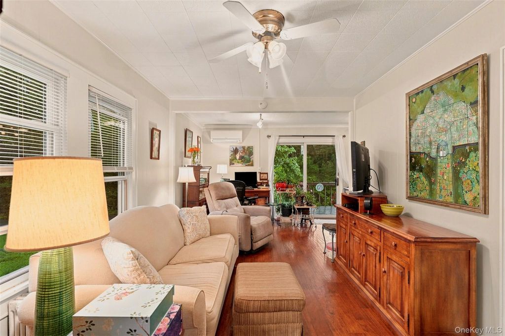 44 Durrin Avenue, Cortlandt Manor, NY 10567 — photo 4