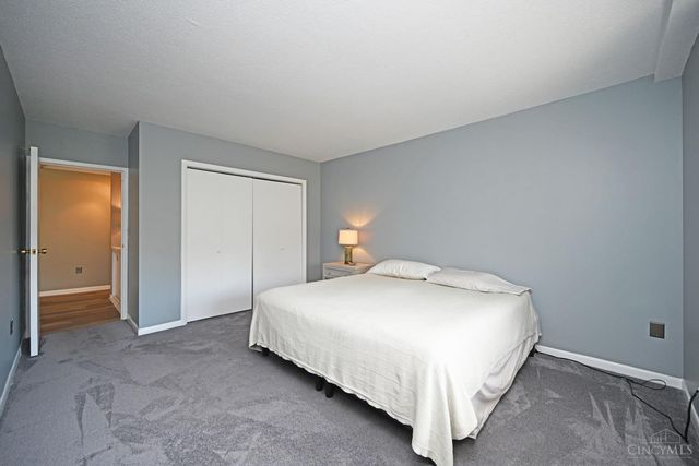 2444 Madison Road, Cincinnati, OH 45208