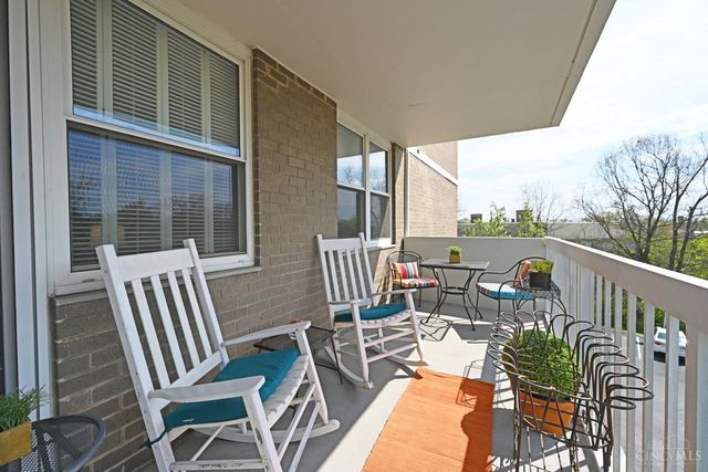 2444 Madison Road, Cincinnati, OH 45208