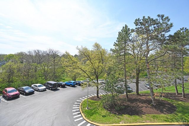 2444 Madison Road, Cincinnati, OH 45208
