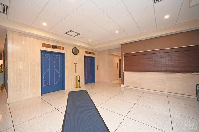 2444 Madison Road, Cincinnati, OH 45208
