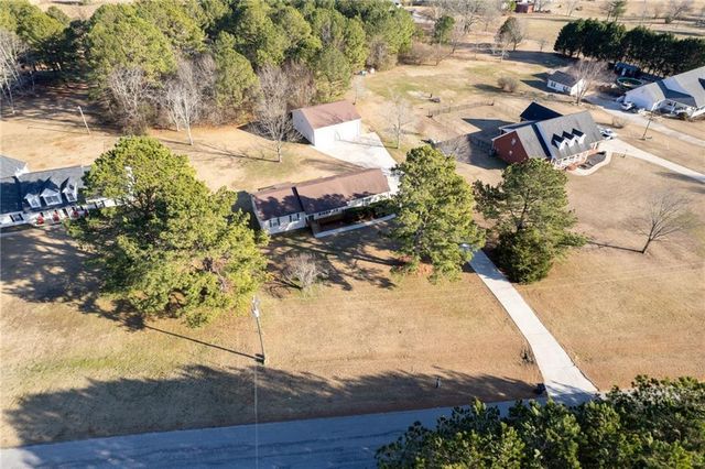 140 Moseley Drive, Stockbridge, GA 30281