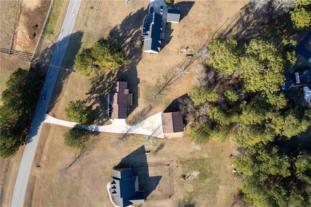 140 Moseley Drive, Stockbridge, GA 30281
