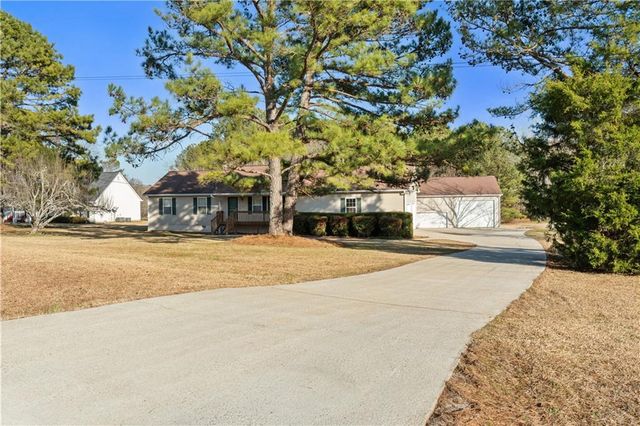 140 Moseley Drive, Stockbridge, GA 30281