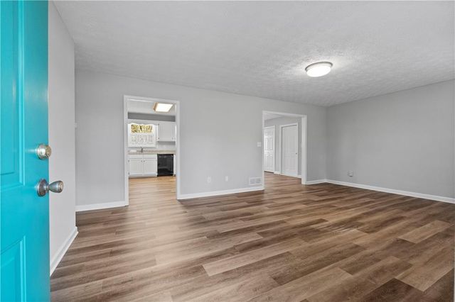 140 Moseley Drive, Stockbridge, GA 30281