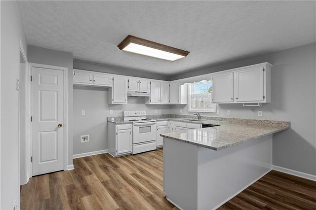 140 Moseley Drive, Stockbridge, GA 30281