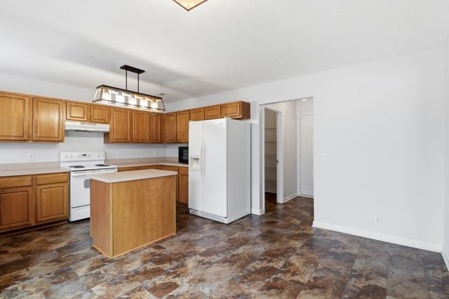 3605 Coles Branch Dr, Antioch, TN 37013