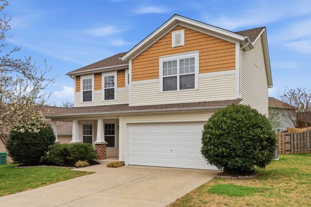 3605 Coles Branch Dr, Antioch, TN 37013