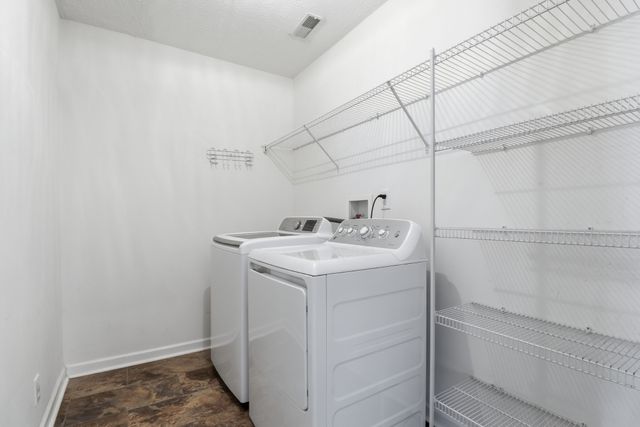 3605 Coles Branch Dr, Antioch, TN 37013