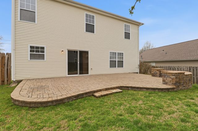 3605 Coles Branch Dr, Antioch, TN 37013