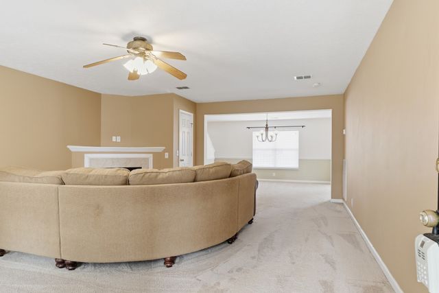 3605 Coles Branch Dr, Antioch, TN 37013