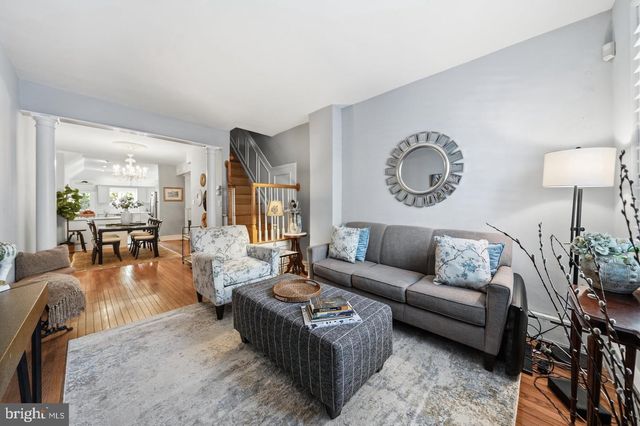 610 PINE ST, Philadelphia, PA 19106