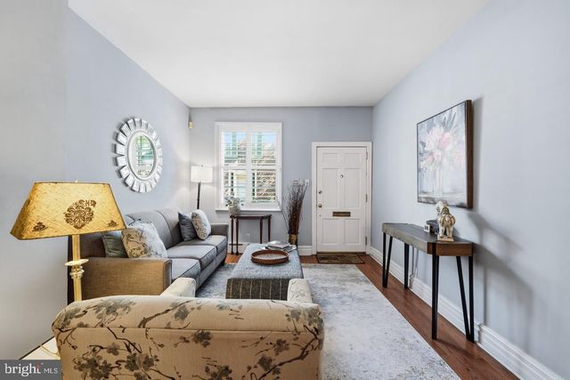 610 PINE ST, Philadelphia, PA 19106