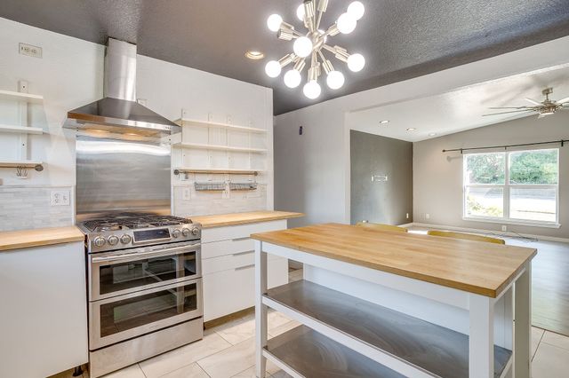 3904 Eldridge Street, Fort Worth, TX 76107