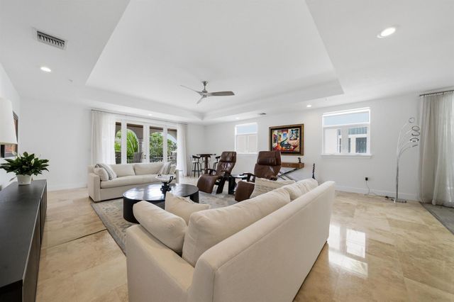 69 Isle Of Venice Drive, Fort Lauderdale, FL 33301
