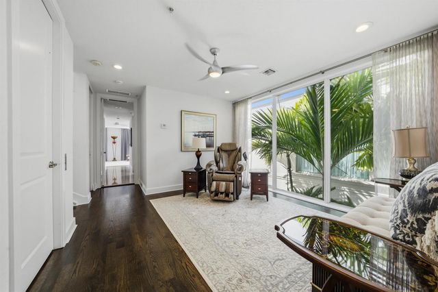 69 Isle Of Venice Drive, Fort Lauderdale, FL 33301