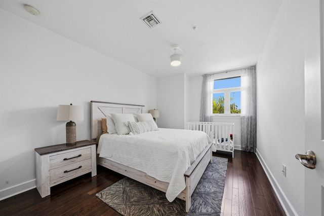 69 Isle Of Venice Drive, Fort Lauderdale, FL 33301
