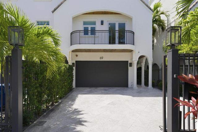69 Isle Of Venice Drive, Fort Lauderdale, FL 33301