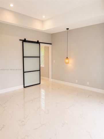 354 Mallard Rd o, Weston, FL 33327