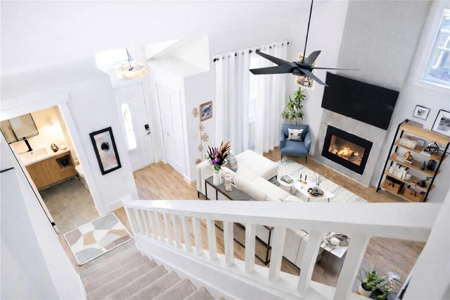 1303 W CARISSA COURT, Tampa, FL 33604