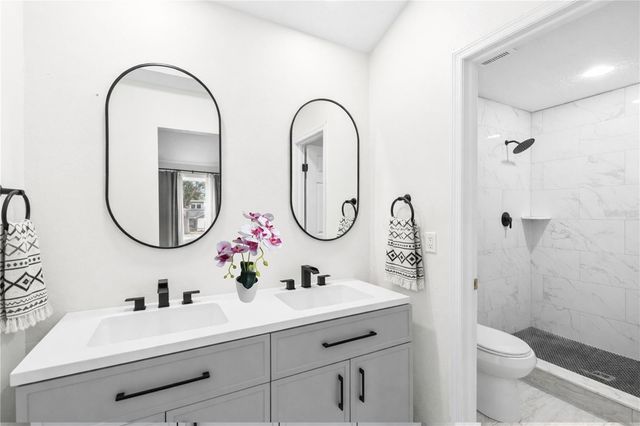 1303 W CARISSA COURT, Tampa, FL 33604