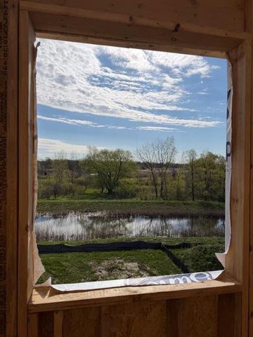 W220 N4600 Timber LOOP, Pewaukee, WI 53072