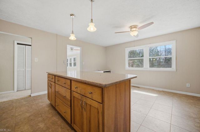 117 Linbrook DR, Newport News, VA 23602