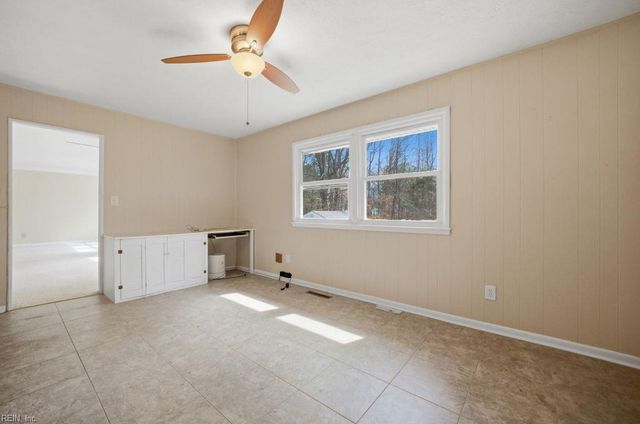 117 Linbrook DR, Newport News, VA 23602