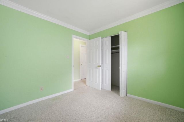 117 Linbrook DR, Newport News, VA 23602