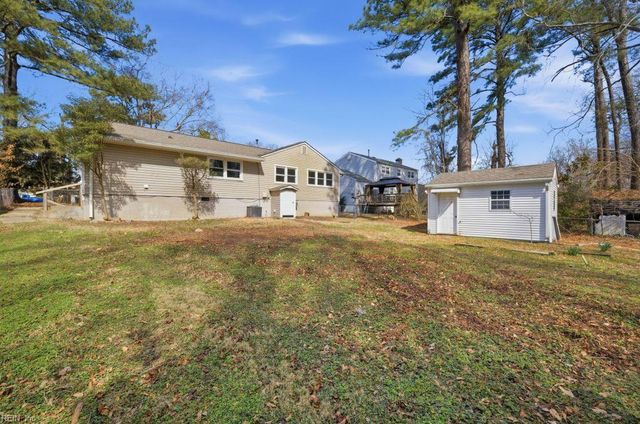 117 Linbrook DR, Newport News, VA 23602