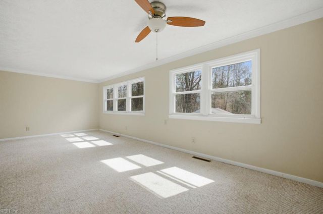 117 Linbrook DR, Newport News, VA 23602